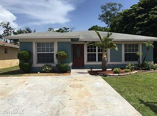 708 SW 9th St, Dania, FL 33004