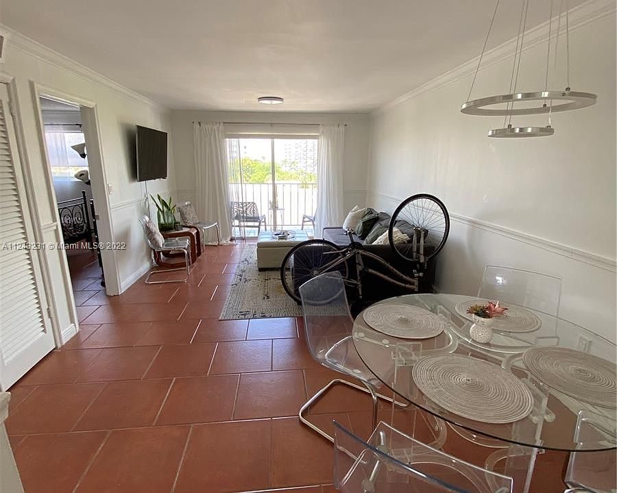 1st image of 990 Biarritz Dr APT 502