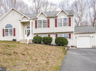 7 Ebony Ct, Fredericksburg, VA 22405