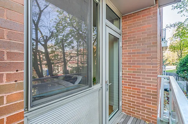 Sold by Compass | media 17