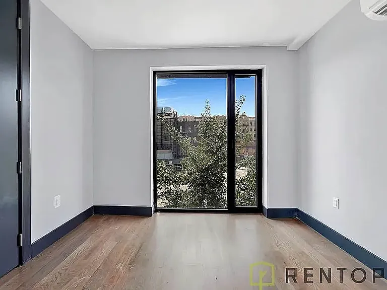 475 Grand St #3N — Photo 11