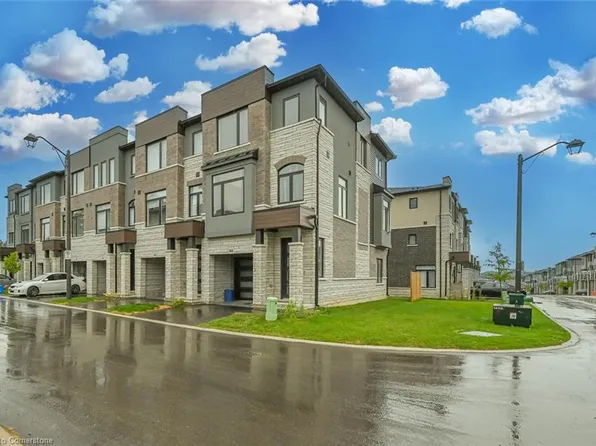 290 Equestrian Way #44, Cambridge, ON N3E 0E2