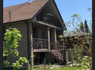 1051 West Ave, Mississauga, ON L5E1V8