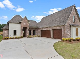 178 Creston Ln, Shreveport, LA 71106