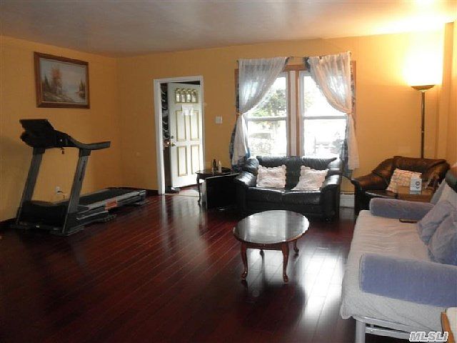 2nd image of 2904 Jordan St