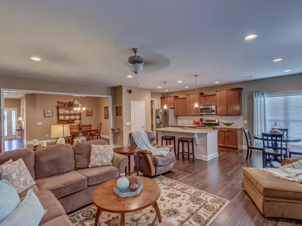 174 Primrose Cir, Richmond, KY 40475