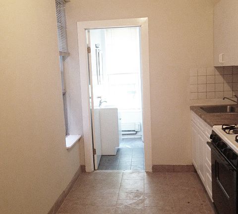 2nd image of 178 India St APT 3