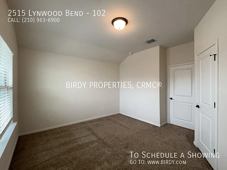 2515 Lynwood Bnd #102 — Photo 24