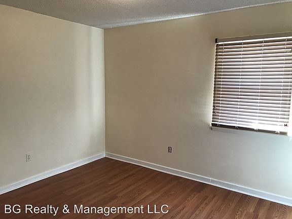 4th image of 422 Vieux Orleans Cir APT C