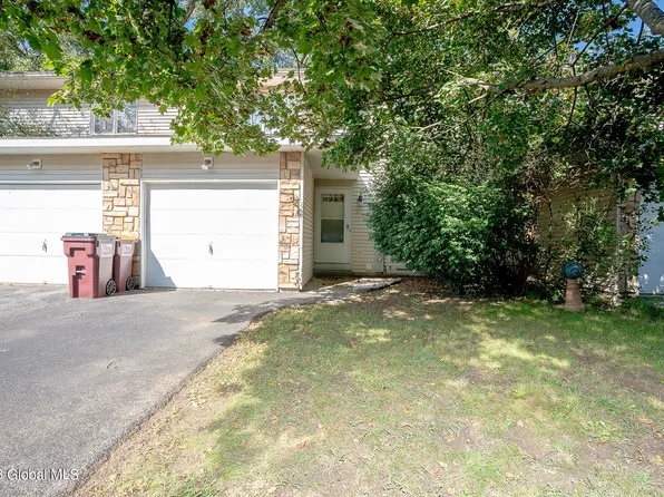 65 Velina Drive, Albany, NY 12203