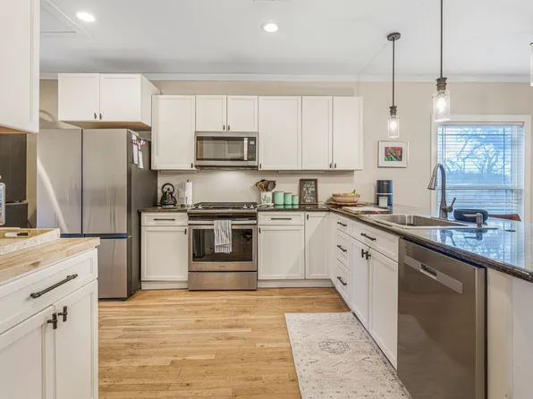 (undisclosed Address), Joshua, TX 76058