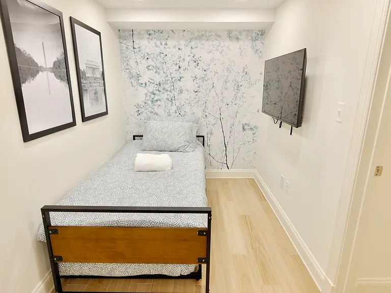 921 S Carolina Ave SE #BASEMENT — Photo 9