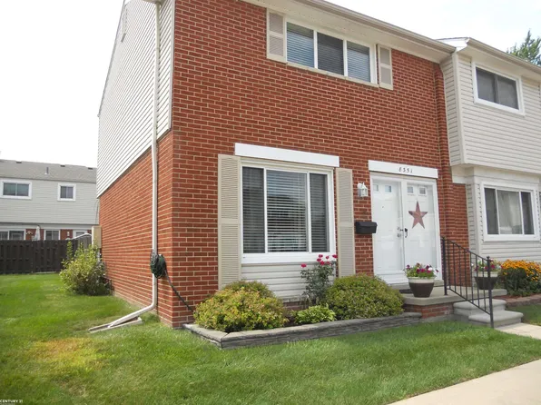 8351 Busko Cir, Warren, MI 48093
