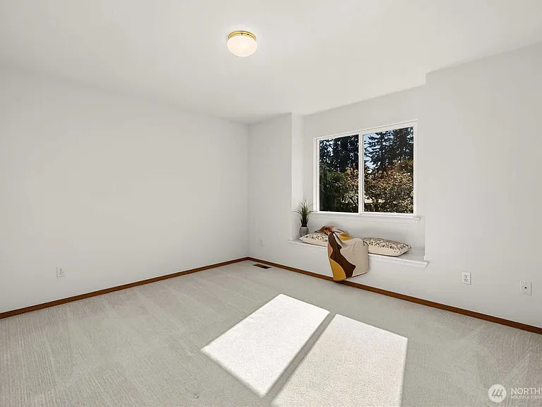 11003 Pansy Pl NW — Photo 22