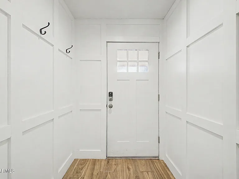139 E Heather Ave — Photo 4