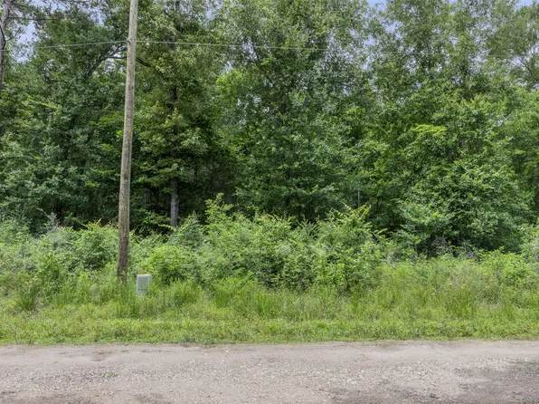 19116 Surrey, New Caney, TX 77357