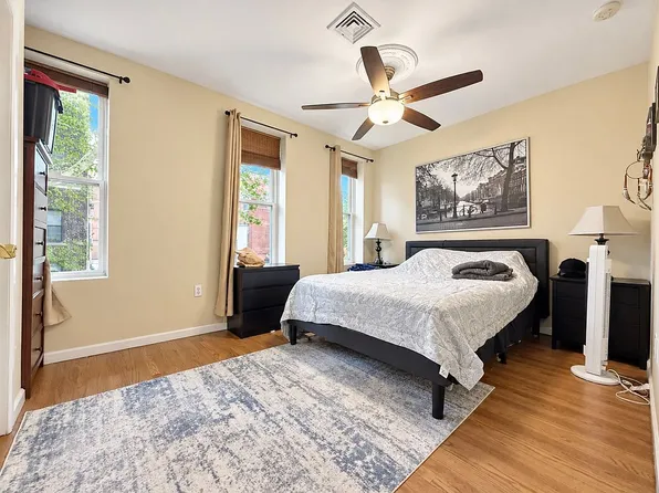 621 90th St APT 1, Brooklyn, NY 11228