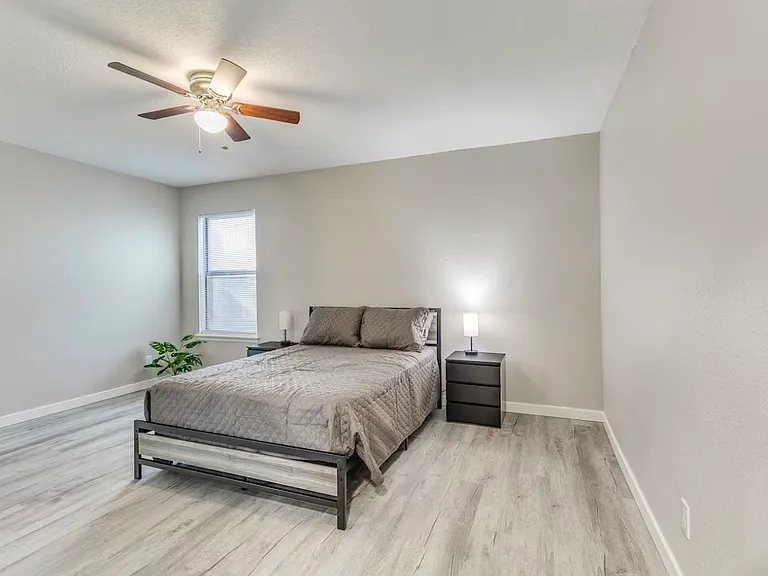 6724 S 78th Ave E #A — Photo 15