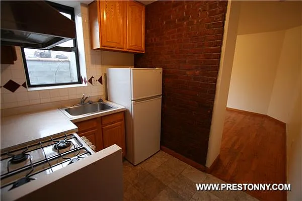 Rented by JM Preston Properties LLC | media 27