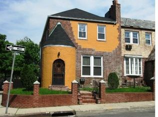 3001 89th St, Flushing, NY 11369