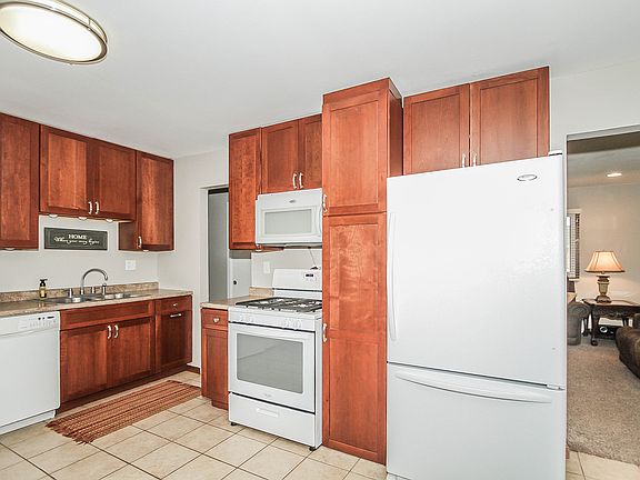 5th image of 7539 Northway Dr