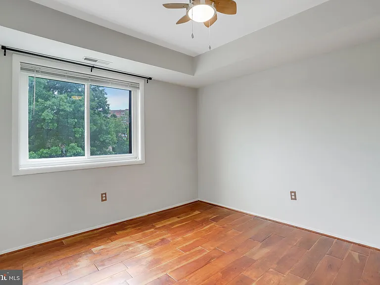 3240 S 28th St #303 — Photo 26