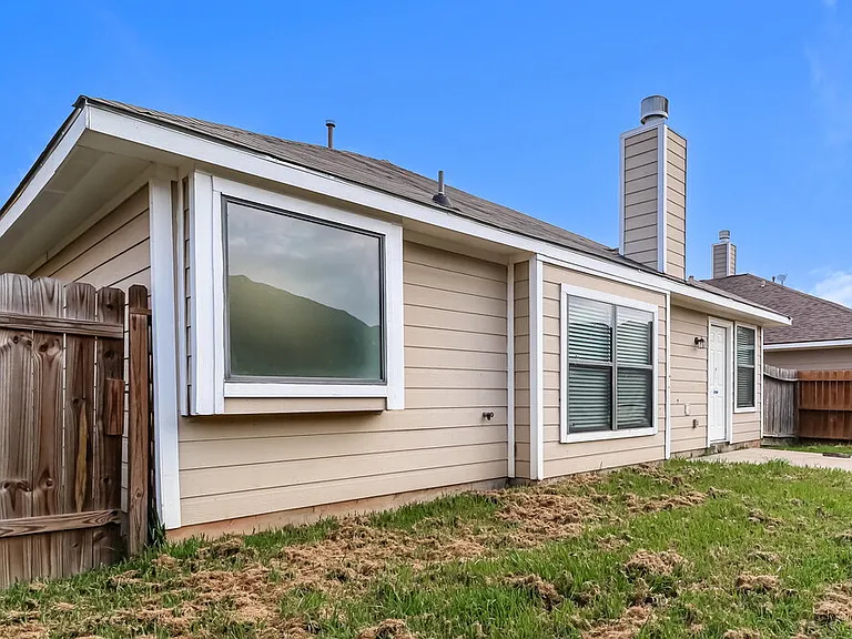 969 Oak Lynn Dr — Photo 16