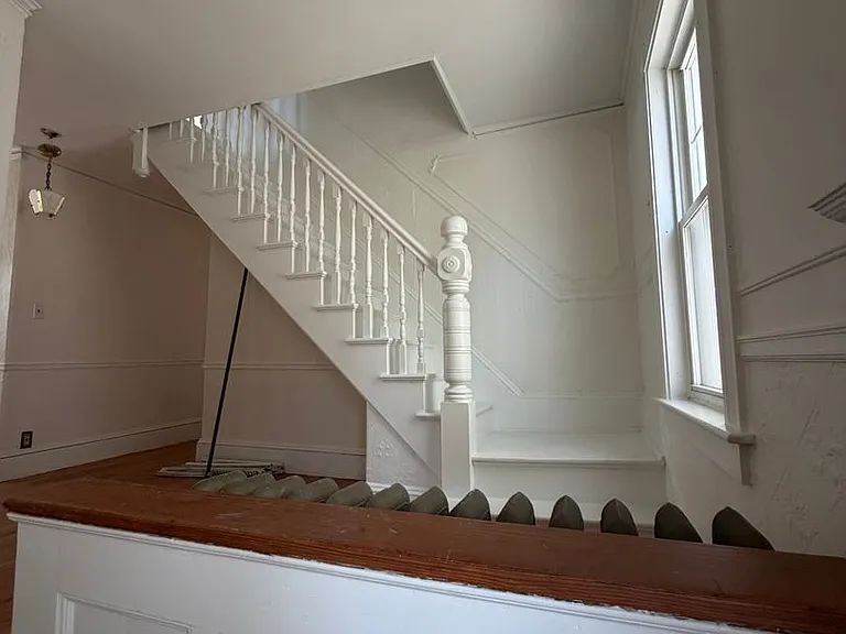 202 Central Ave — Photo 27