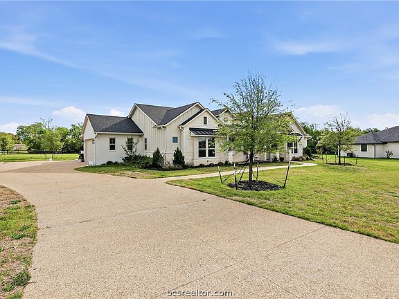 2nd image of 10701 Harvey Ranch Rd