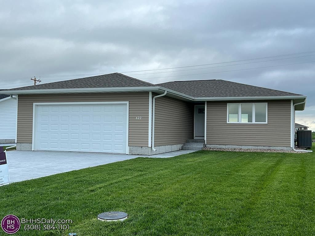 622 W 8th St, Phillips, NE 68865 Zillow