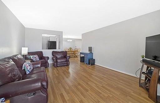 3rd image of 1100 Governors Dr APT 38