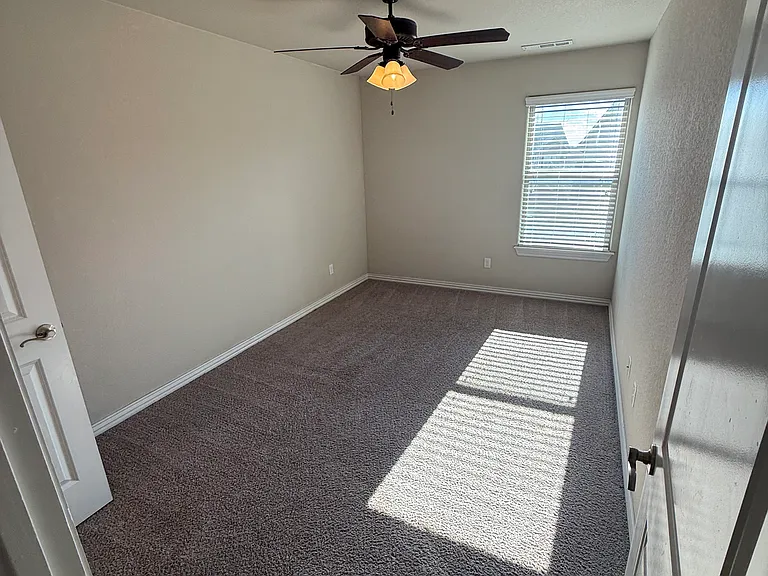 2734 W Kilimanjaro Way — Photo 10