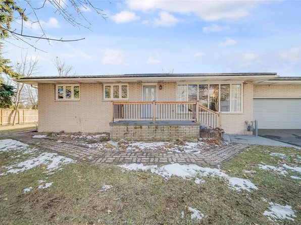 1055 Park St, Lakeshore, ON N8L 0E1