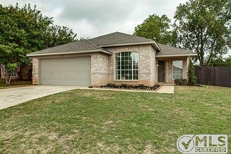 1st image of 315 Stately Oak Ln