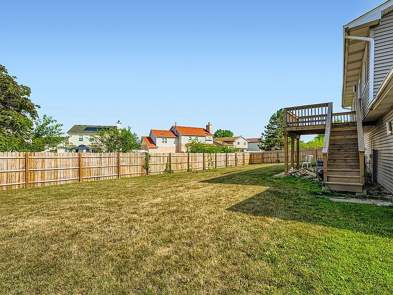 5611 Allemong Dr — Photo 28