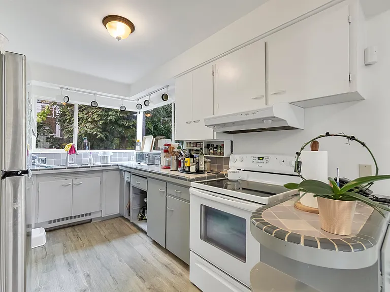 4514 Bellevue Dr — Photo 19