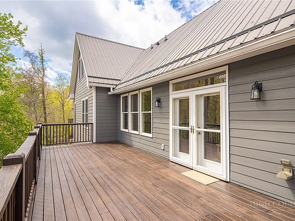 4th image of 241 Heritage Lane