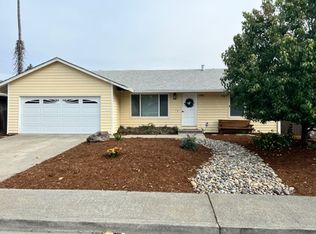 8350 Lombard Way, Rohnert Park, CA 94928