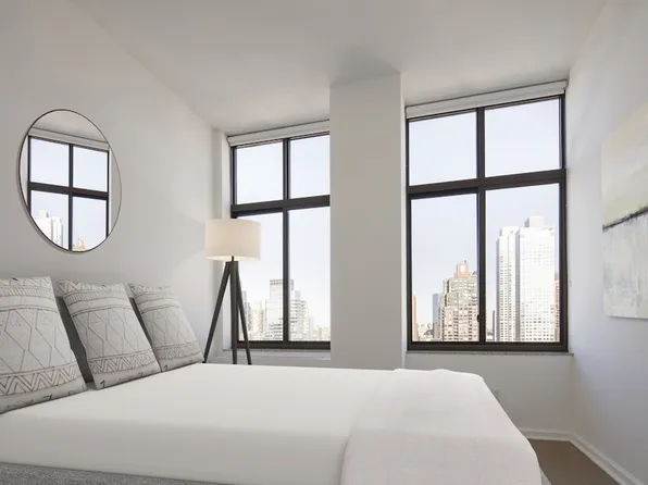 500 West 56th Street image 1 of 5
