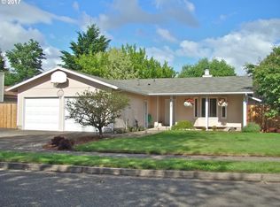 2157 Cosmoledo St, Eugene, OR 97402