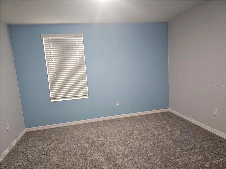 10116 Charlotte Dr — Photo 3