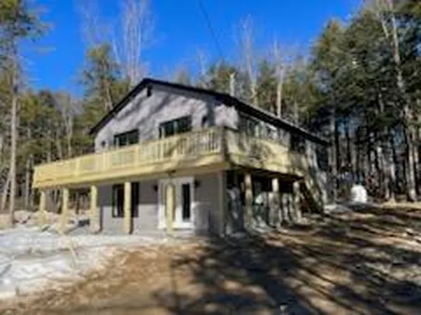 21 Blue Jay Lane, Bridgton, ME 04009