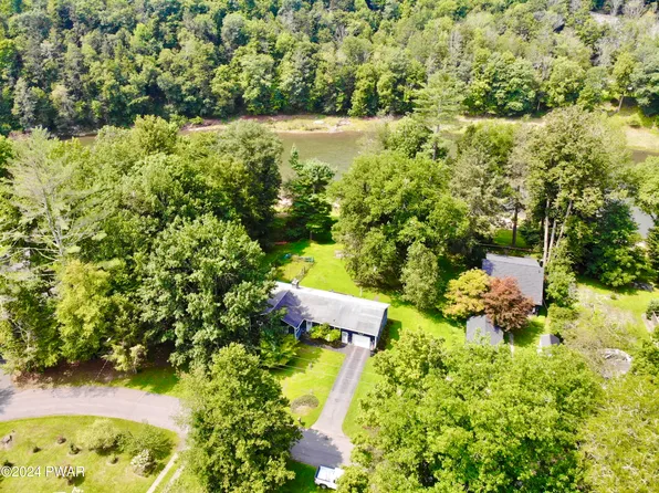 210 Delaware Dr, Narrowsburg, NY 12764