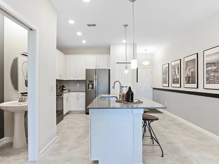 9818 Red Eagle Dr — Photo 6