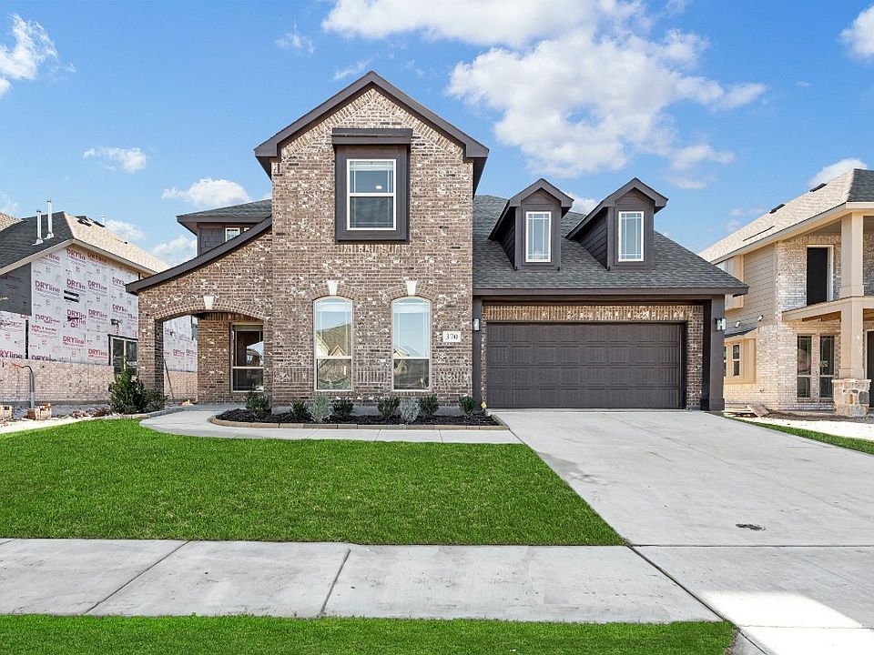 1st image of 370 Winterwood Dr