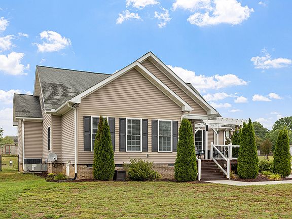 4th image of 2820 Mebane Rogers Rd
