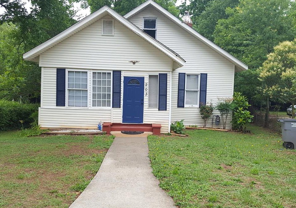 1st image of 203 Brockman Ave
