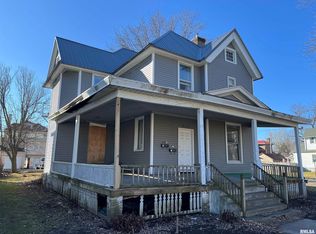 445 4th Ave S, Clinton, IA 52732