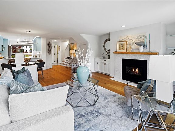 5th image of 6121 NE 175th Street #A304