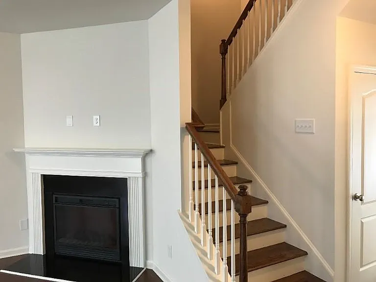 418 Arbor Crowne Dr — Photo 8